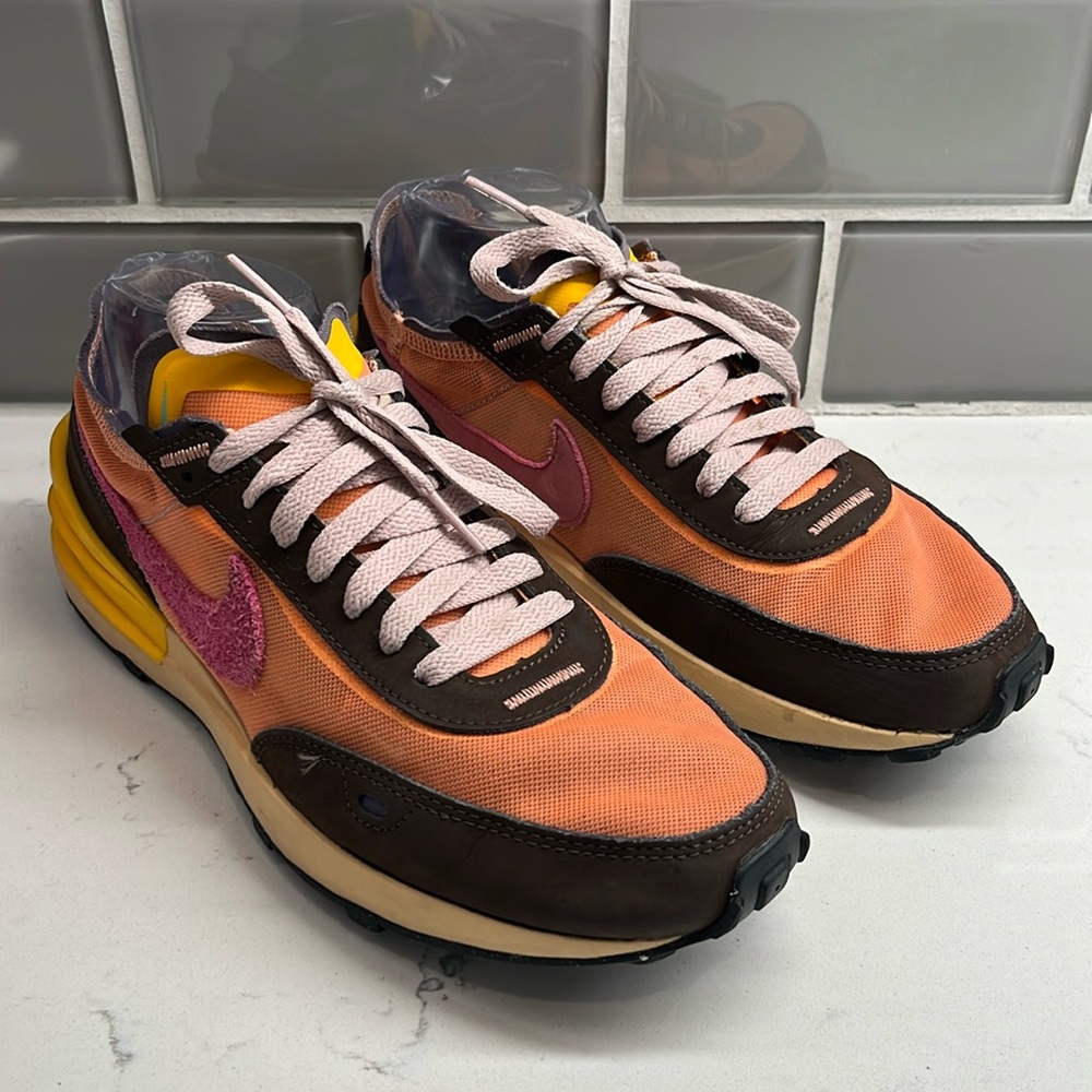Nike Women’s Waffle One Exeter Edition Orange Pulse‎ 2021 Size 8.5